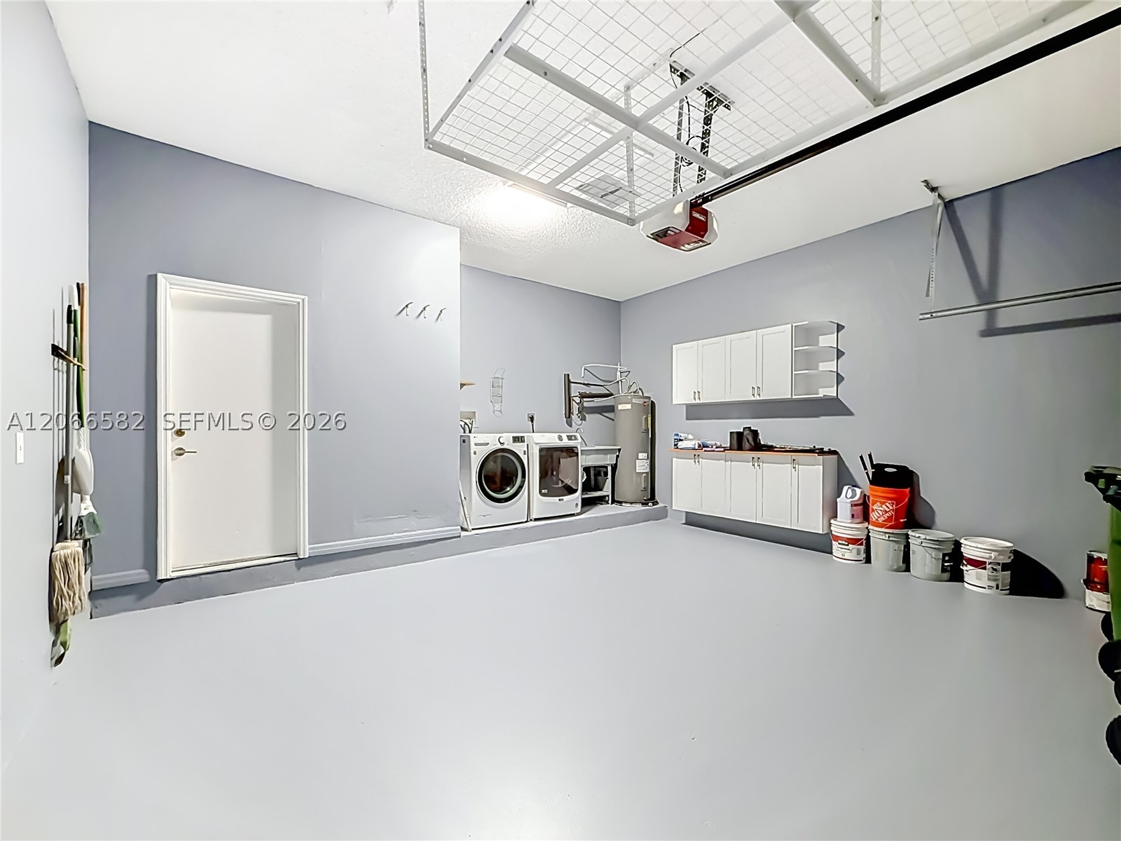 A12066582 Property Photo 34