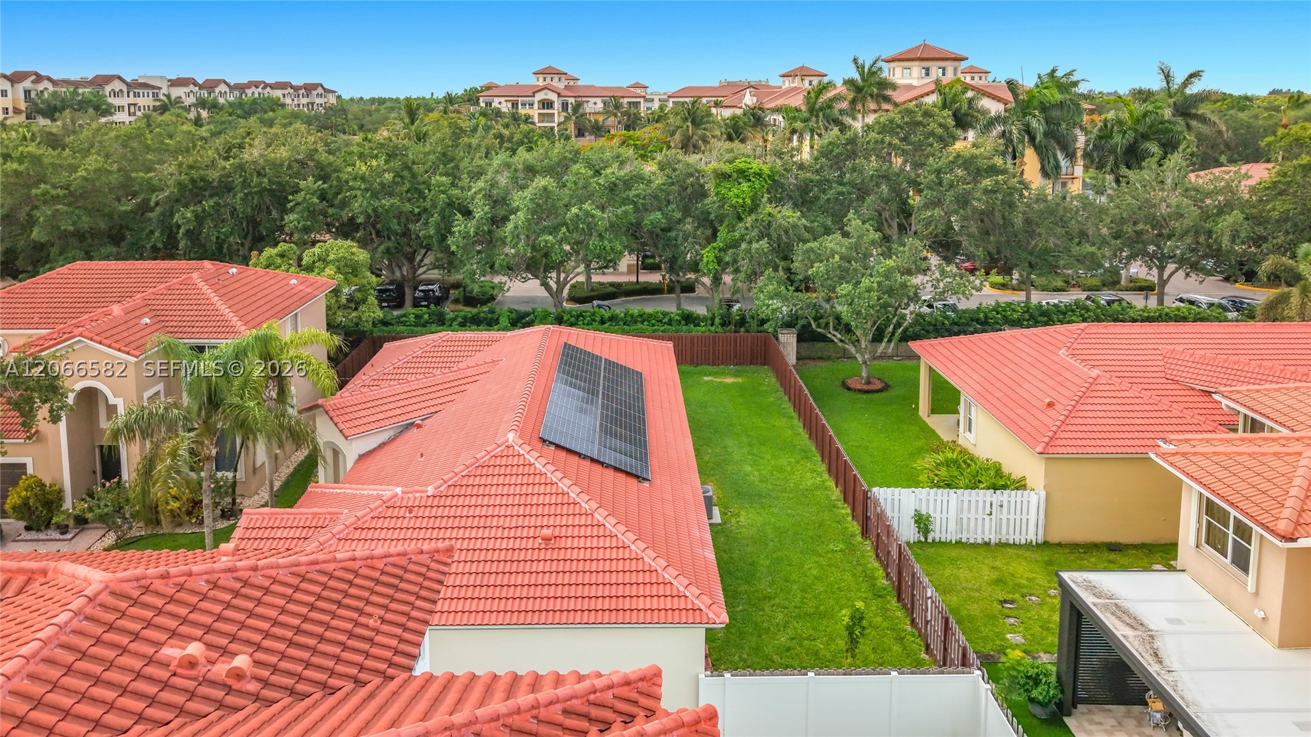 A12066582 Property Photo 36