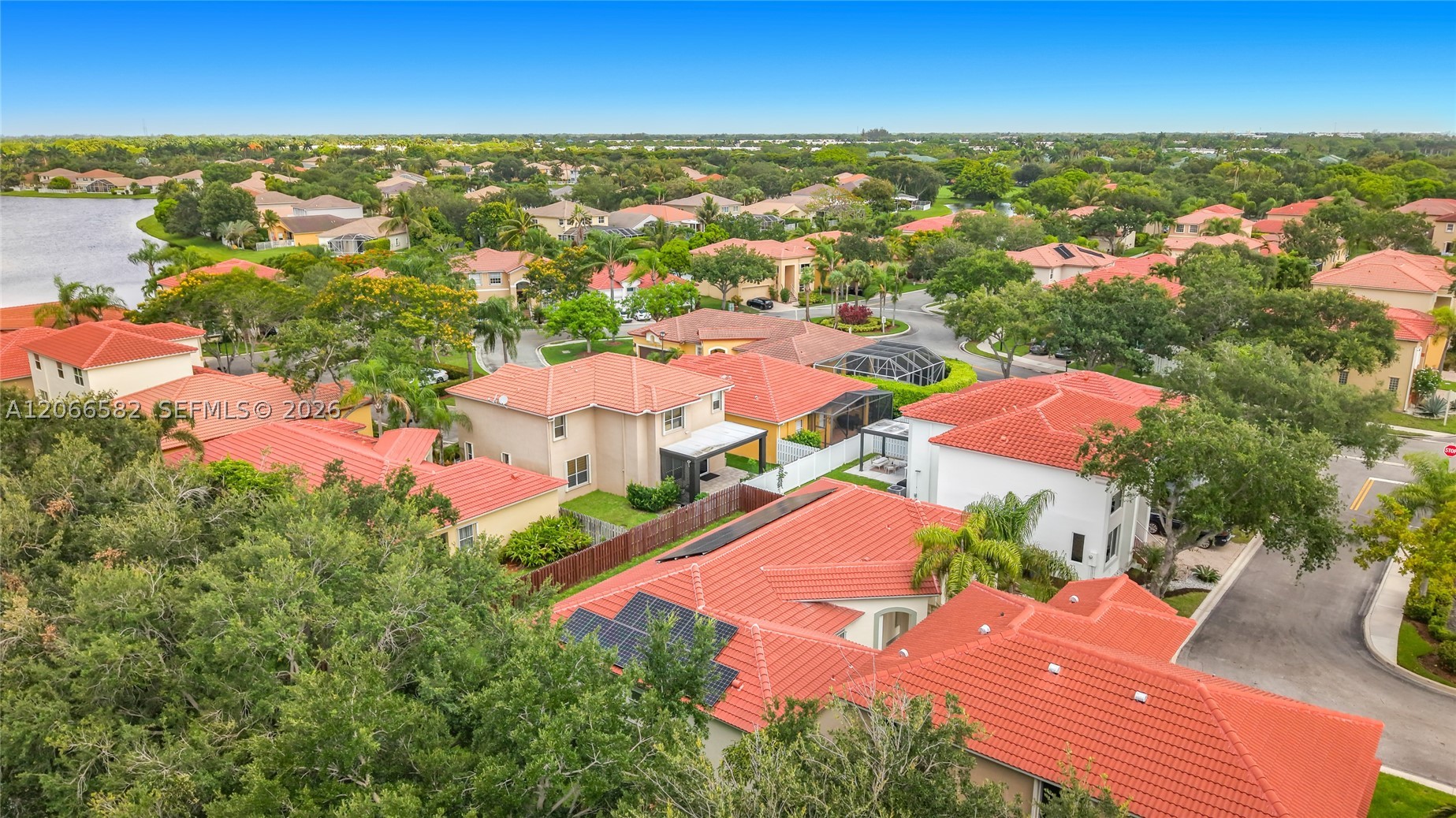 A12066582 Property Photo 38