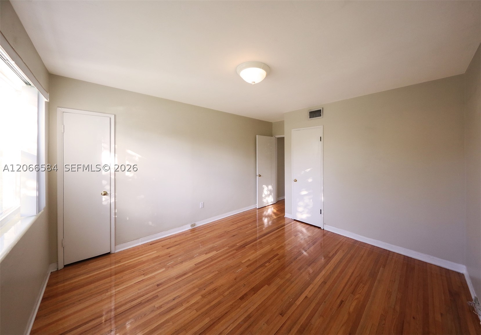 47 Sidonia Ave 47 Property Photo 5
