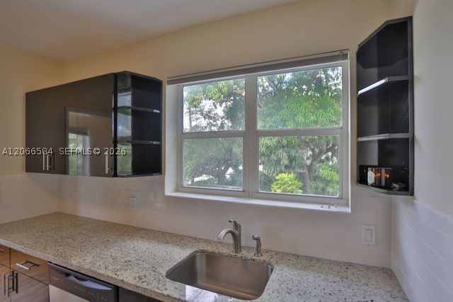 47 Sidonia Ave 47 Property Photo 19
