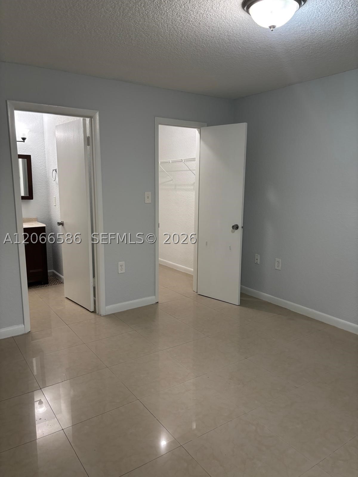 15591 Sw 105th Ter 511 Property Photo 8