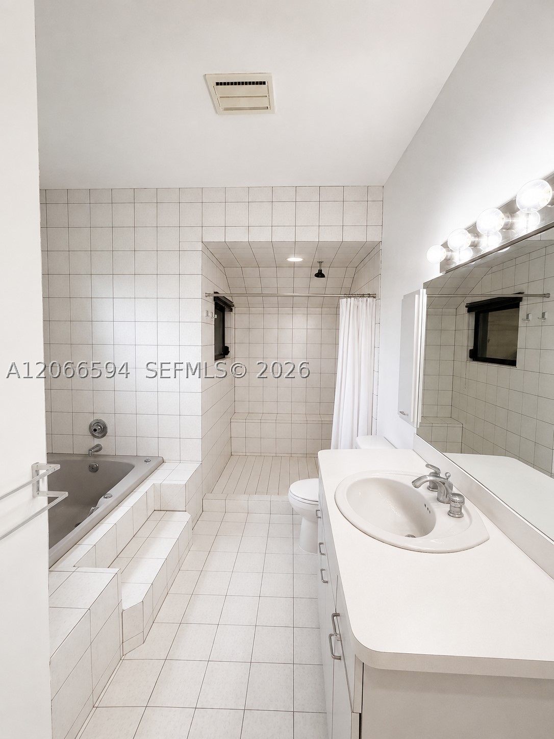 19255 Sw 260th St Property Photo 13