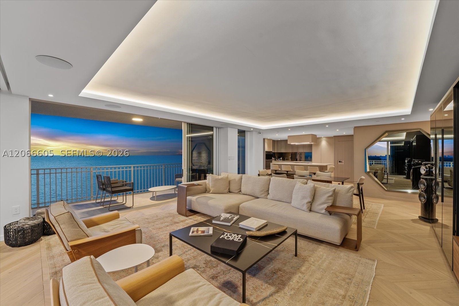 881 Ocean Dr 11h Property Photo 12