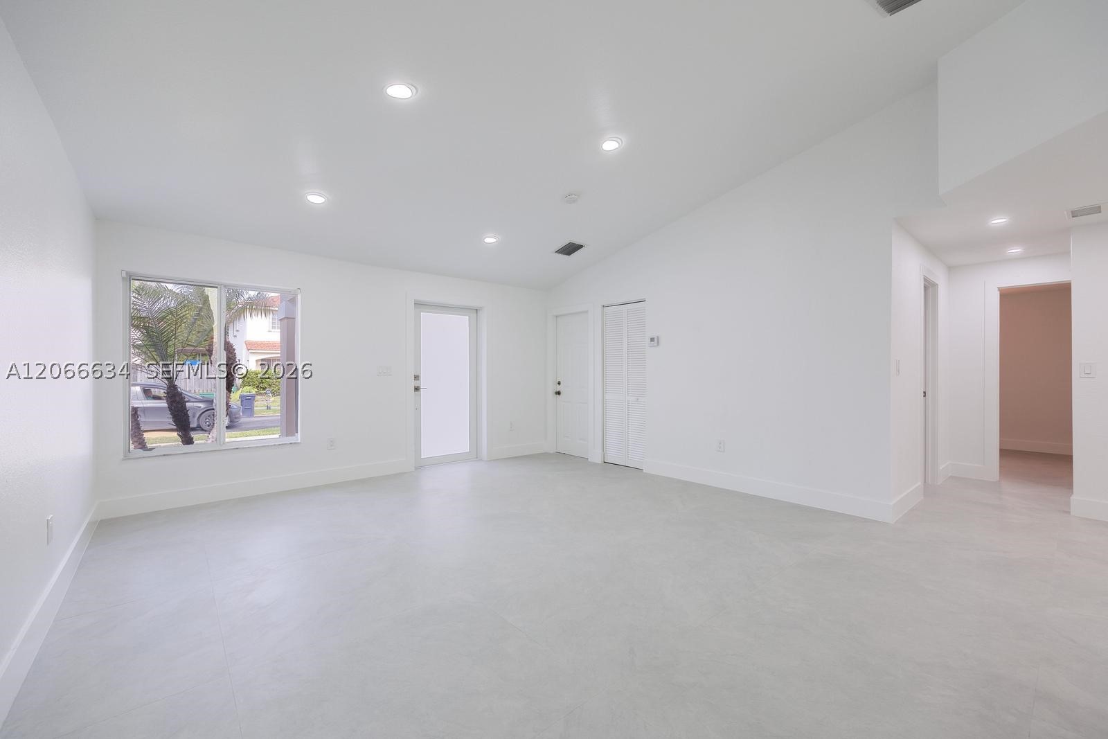 21505 Sw 89th Path Property Photo 4