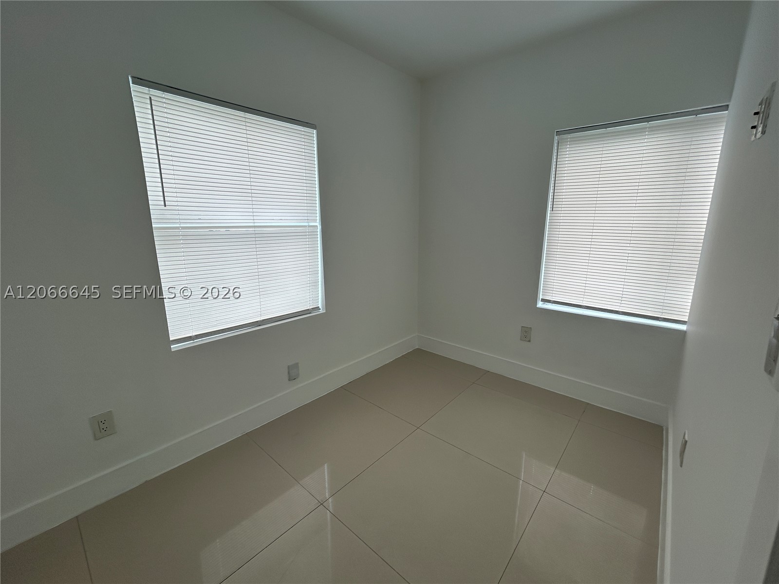 1890 Nw 35 St 7 Property Photo 10
