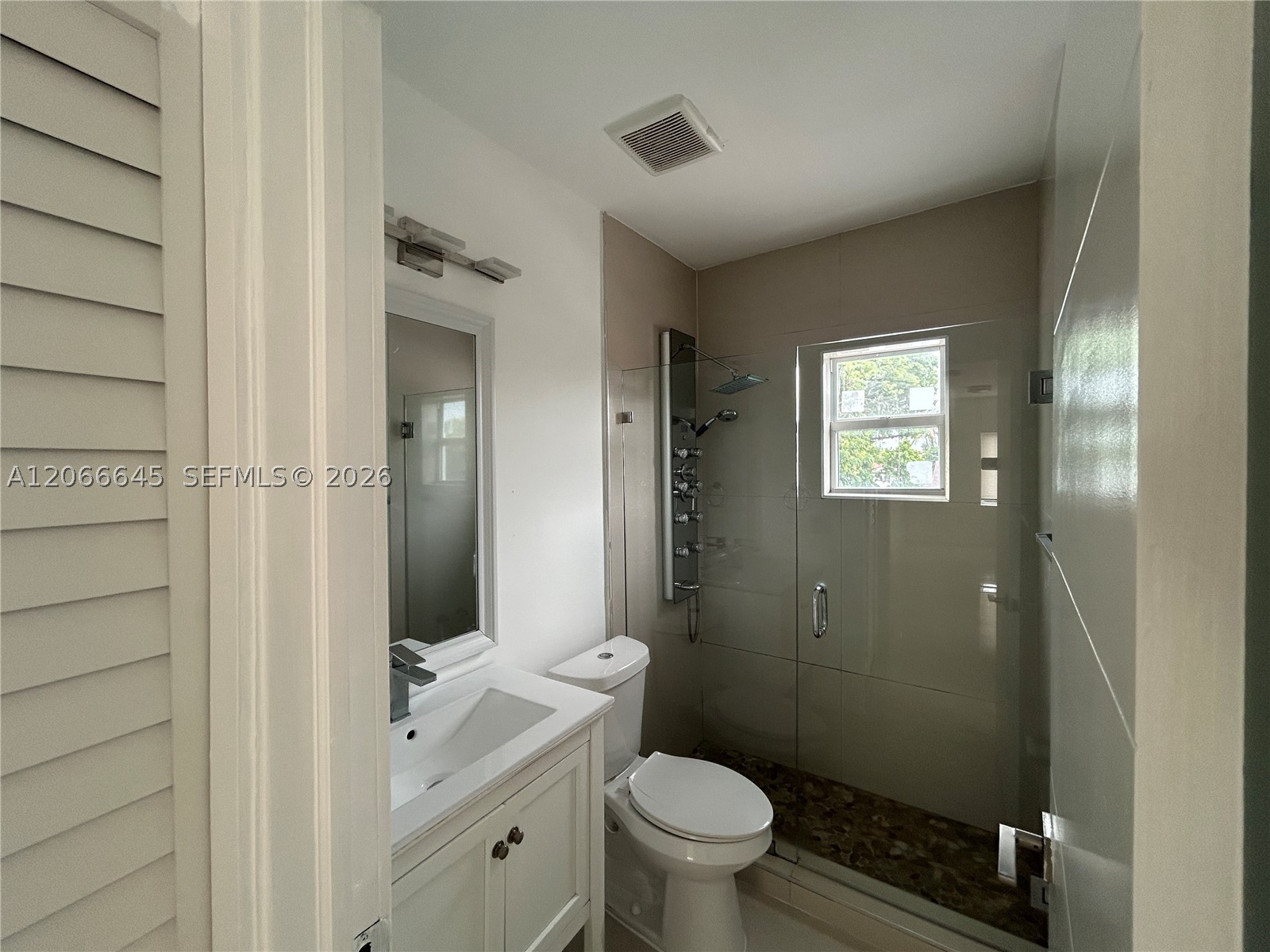 1890 Nw 35 St 7 Property Photo 15