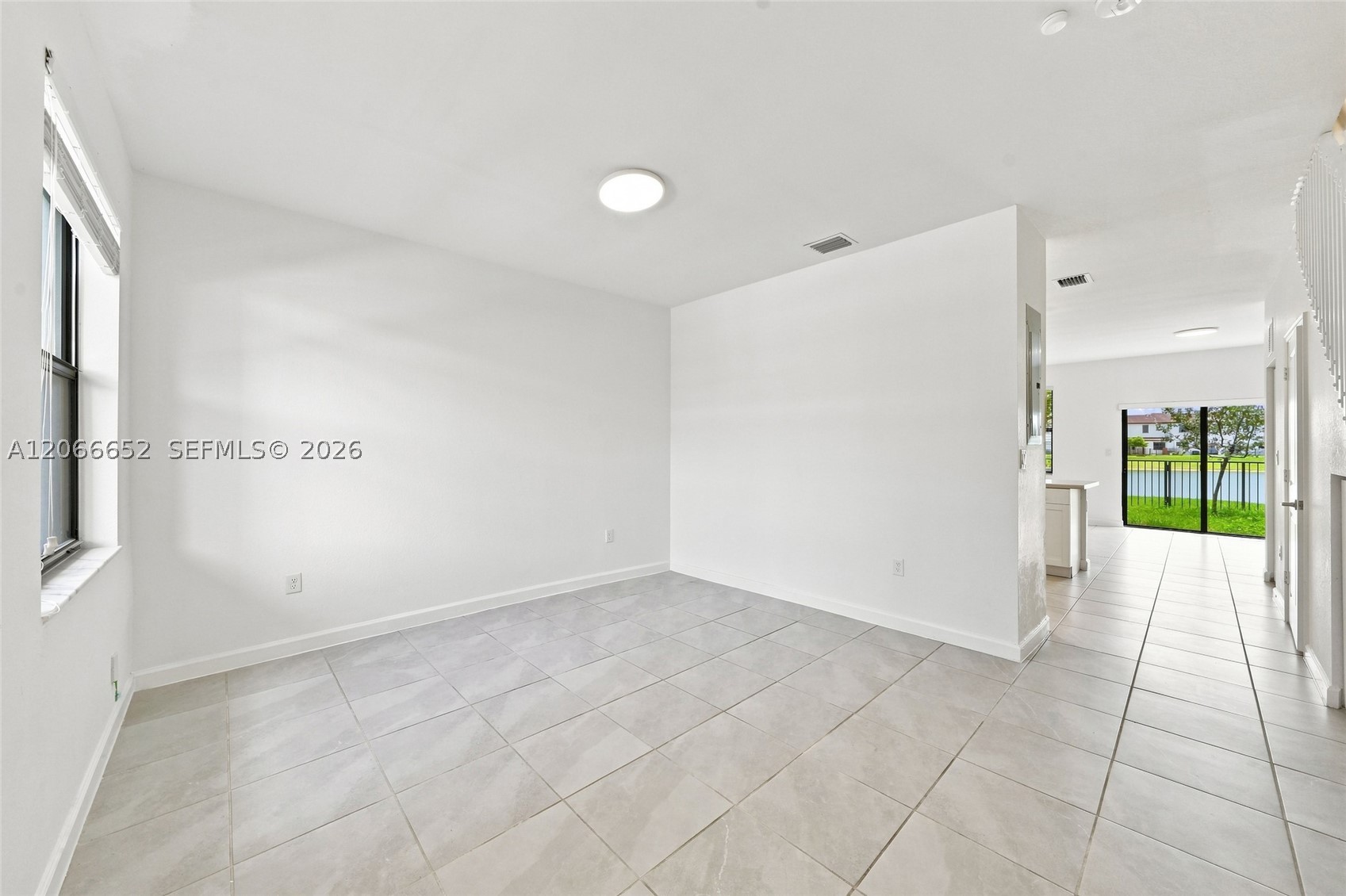 10018 SW 228th Ter Property Photo 1