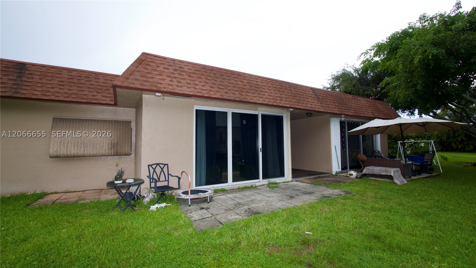 1904 Palmland Dr 3 Property Photo 14