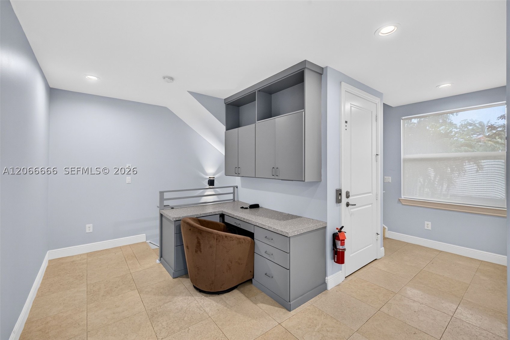 125 Ne 16th Ter Property Photo 16