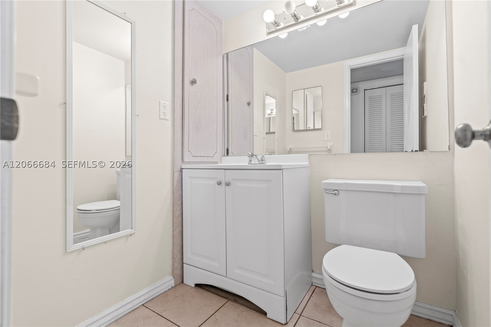 8605 W Sample Rd 306 Property Photo 9