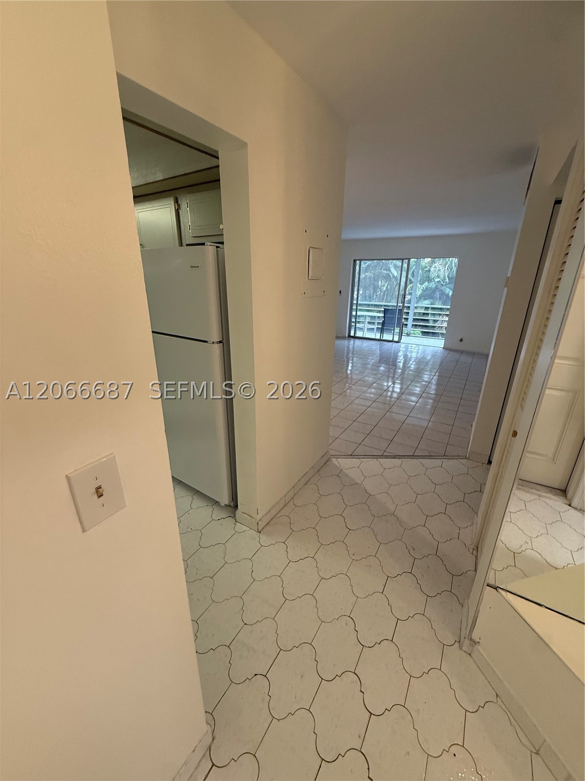 1445 Atlantic Shores Blvd 206 Property Photo 7