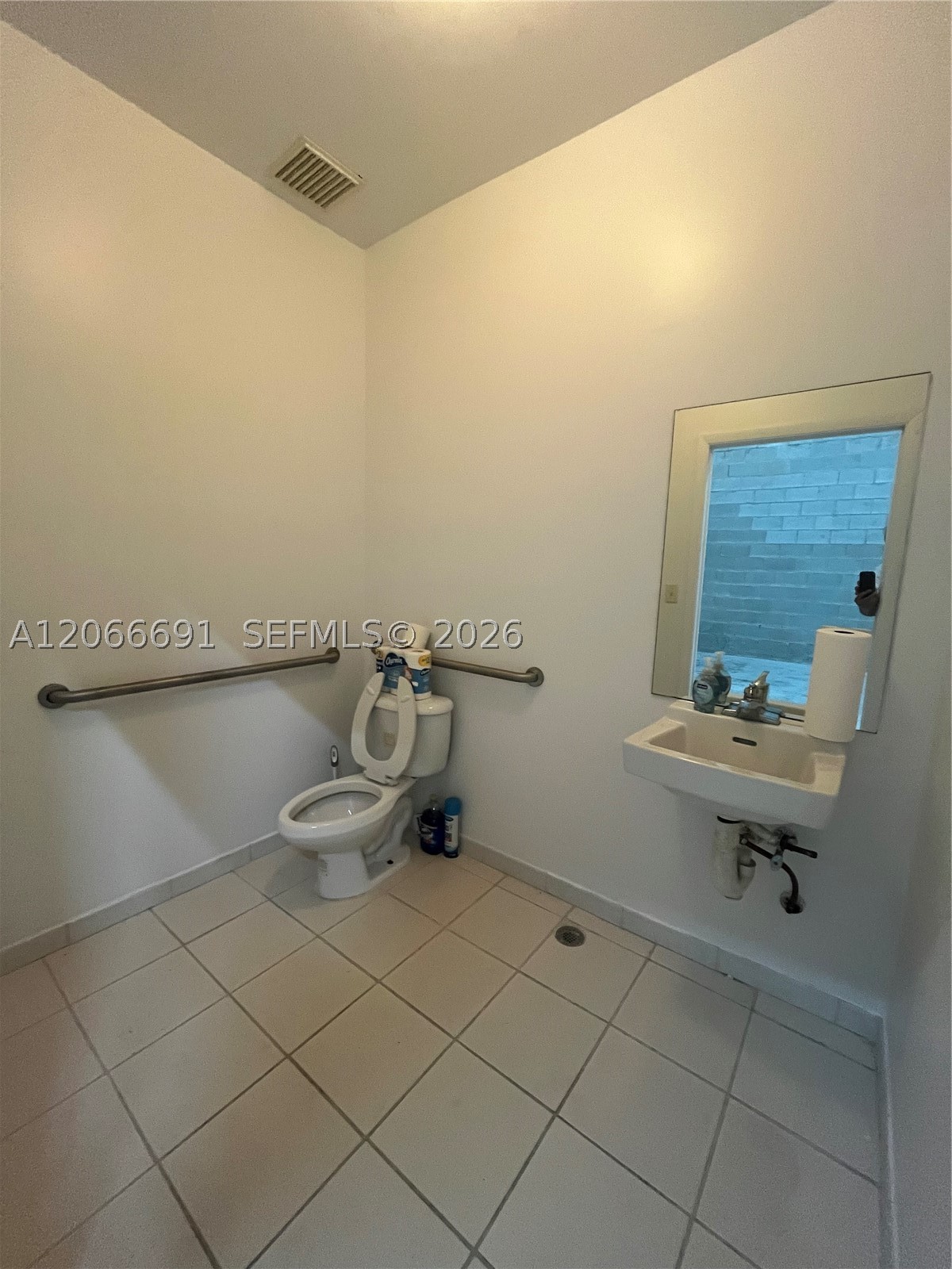 16205 Sw 117th Ave 24 Property Photo 11