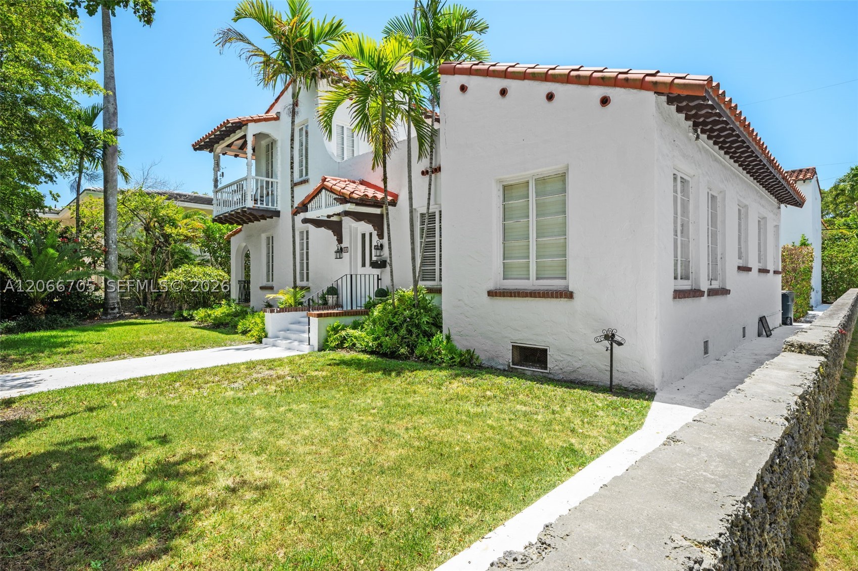 36 Phoenetia Ave Property Photo 2