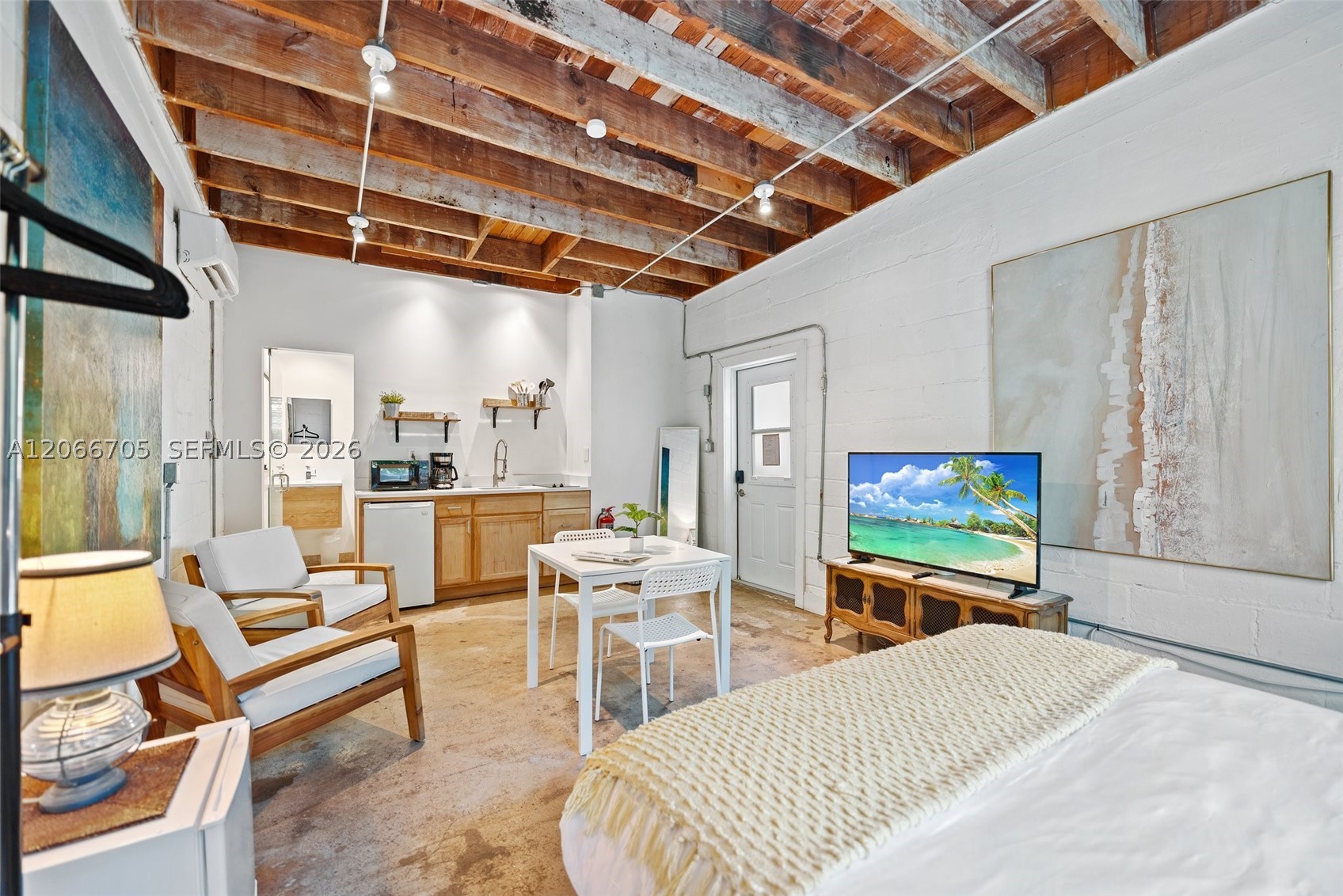 36 Phoenetia Ave Property Photo 6