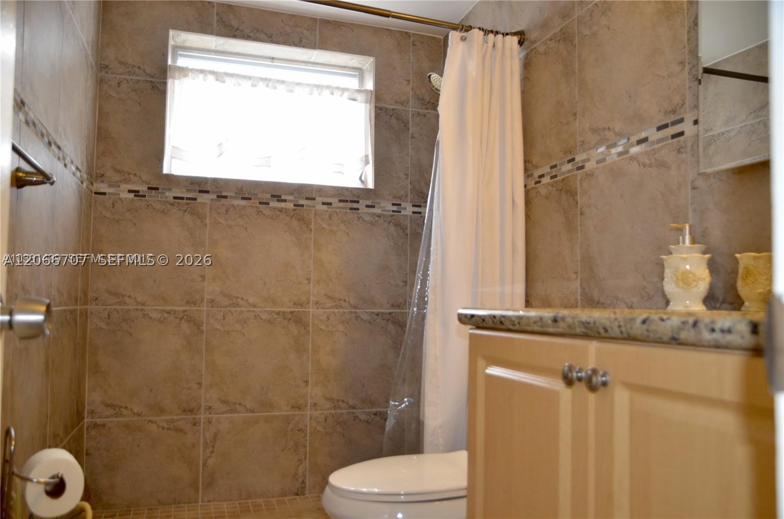 17050 Ne 14th Ave 115 Property Photo 13