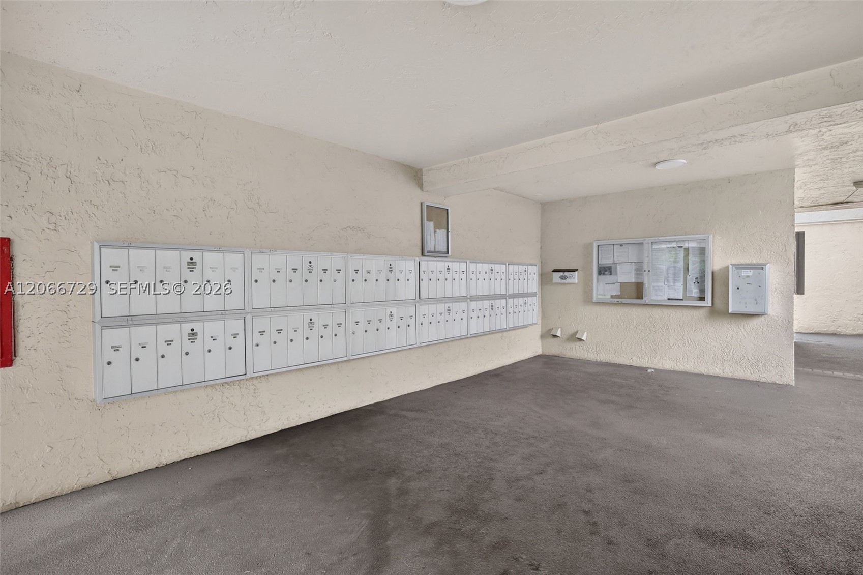 2811 Somerset Dr 405 Property Photo 24