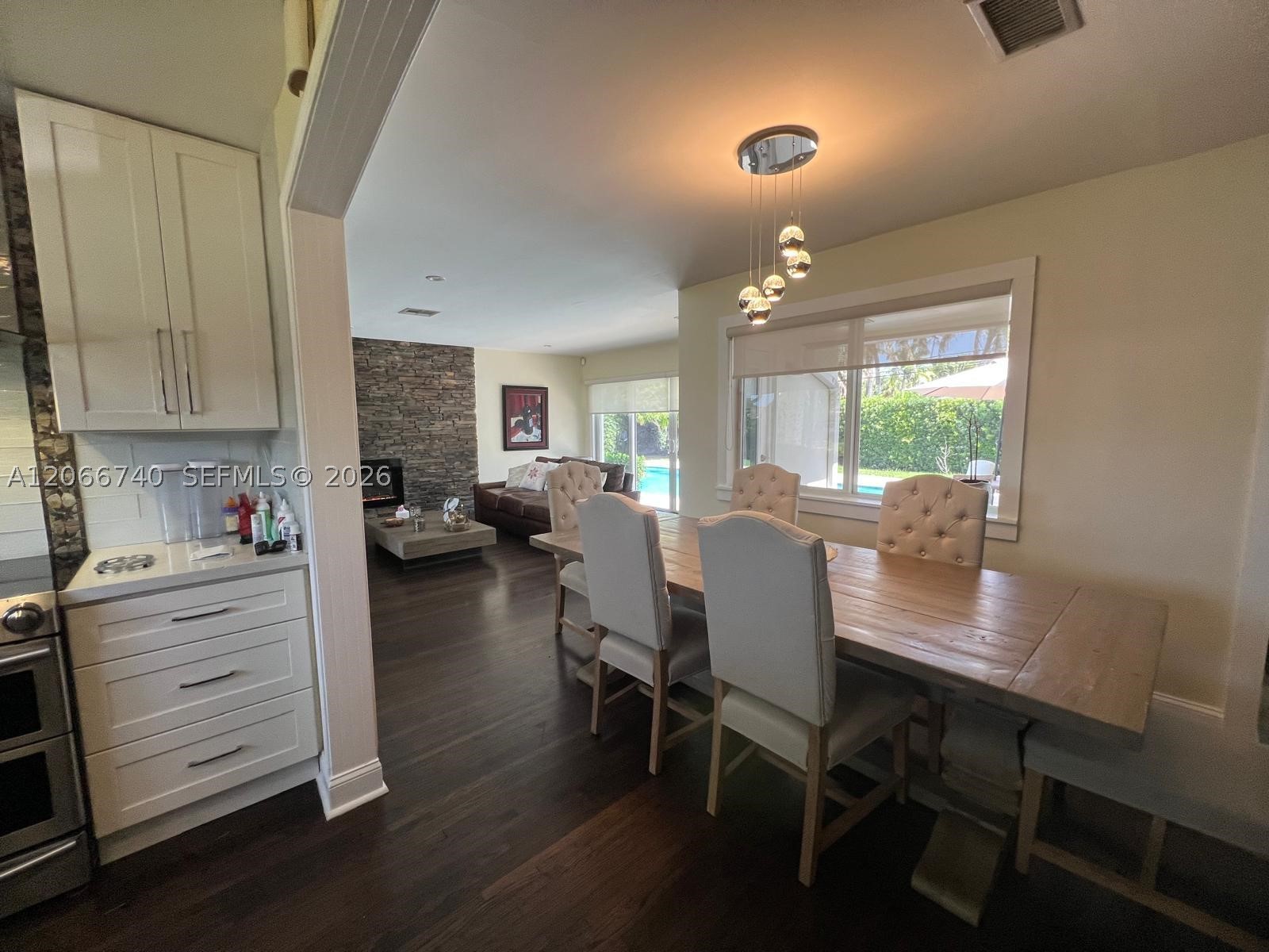3460 Buchanan St Property Photo 1
