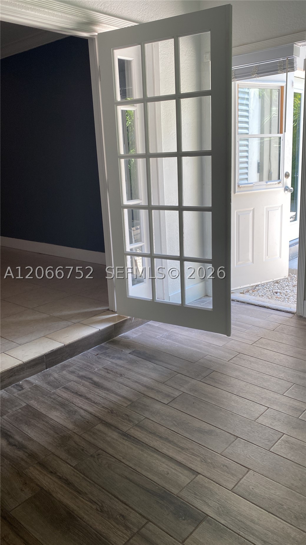 1 Edgewater Dr 103 Property Photo 12
