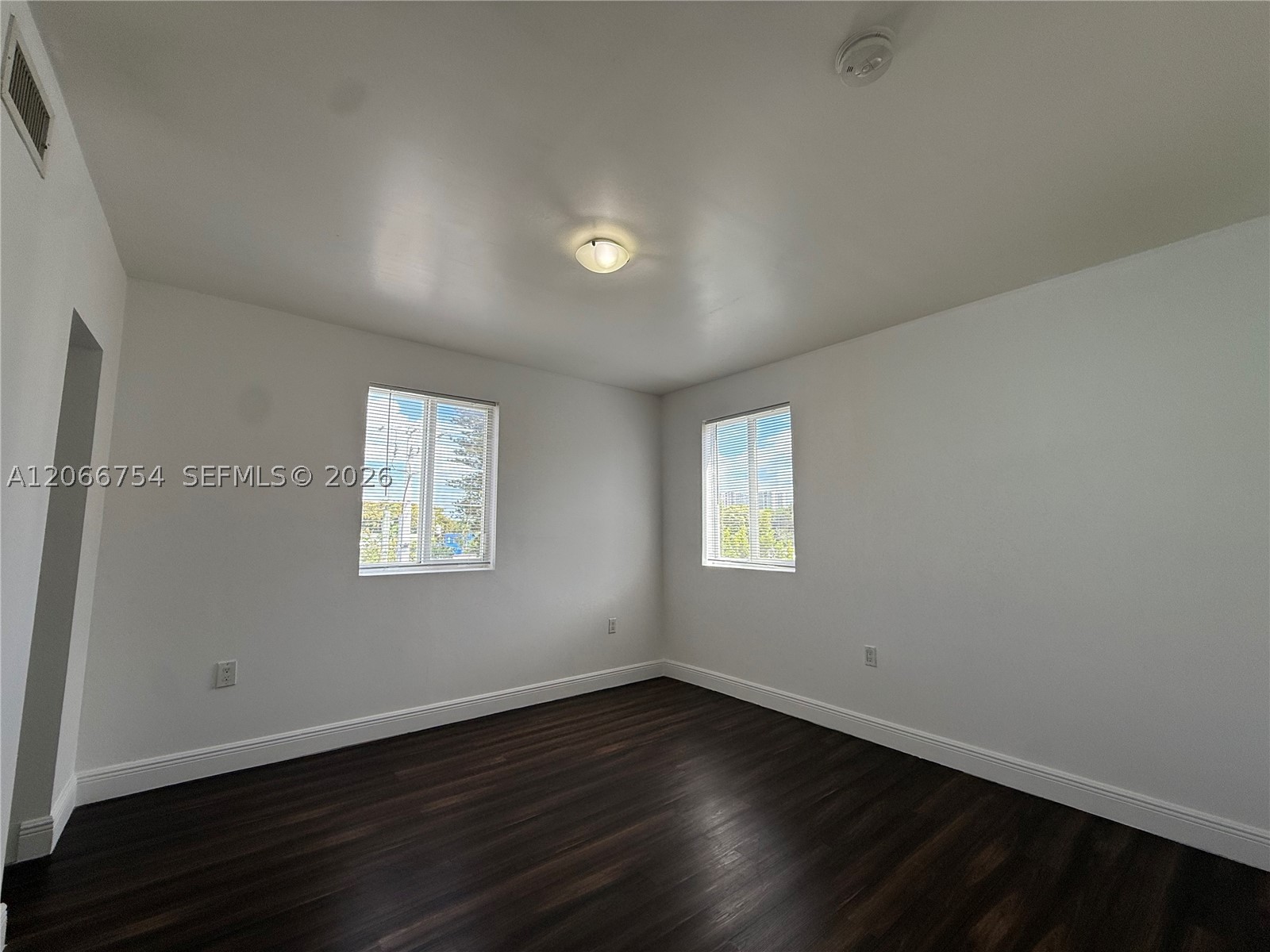540 Nw 7th St 35 Property Photo 6