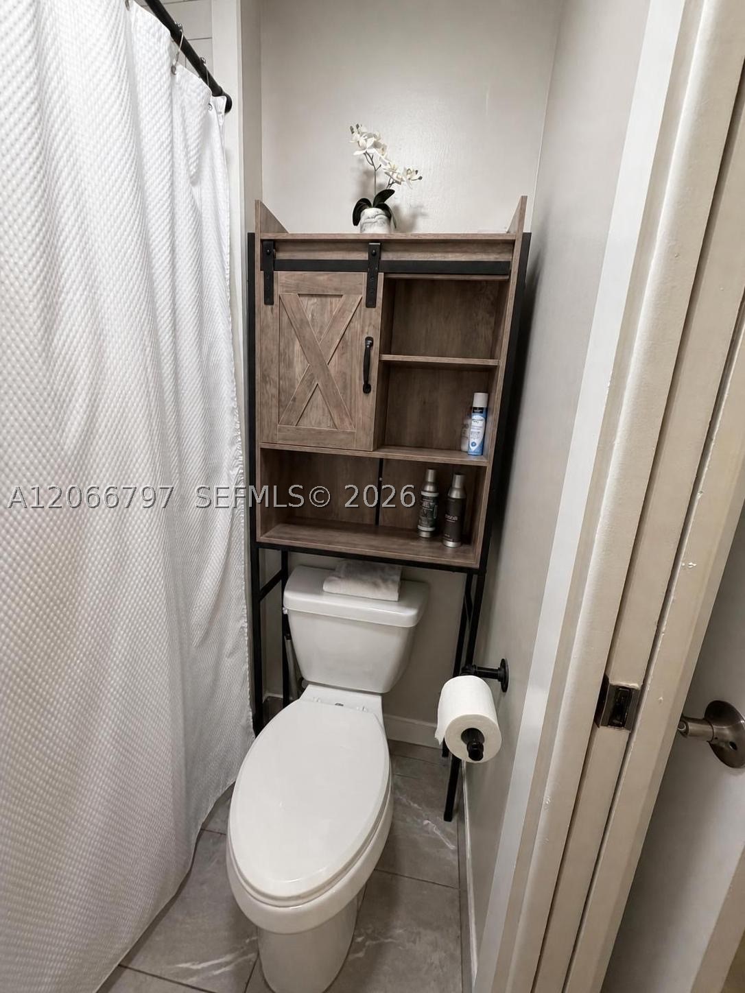 6960 Sw 39th St E102 Property Photo 5