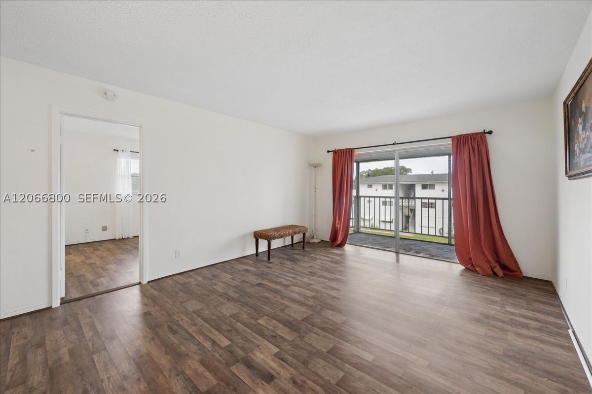 1200 Hillcrest Ct 315 Property Photo 1