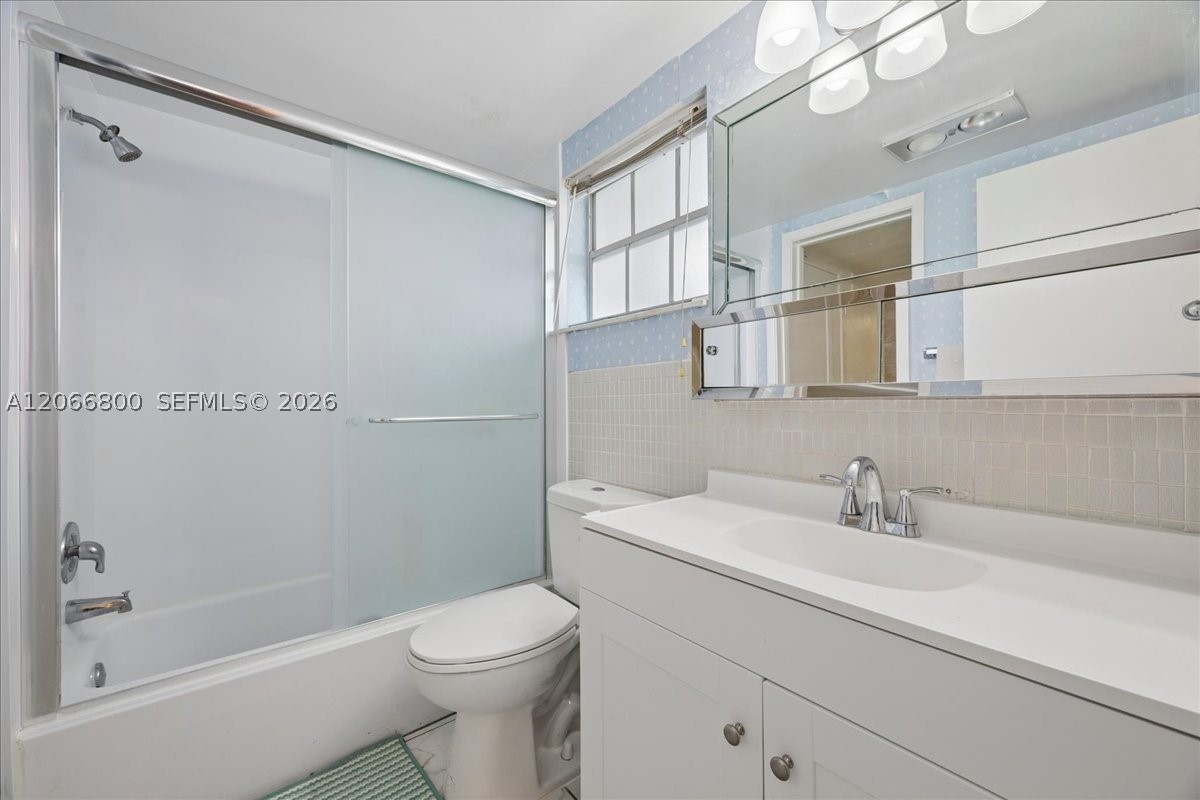1200 Hillcrest Ct 315 Property Photo 11