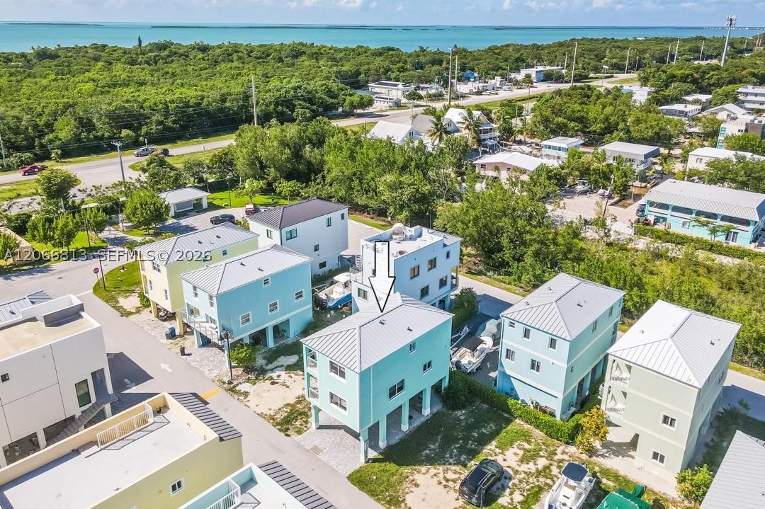 94825 Overseas Property Photo 1