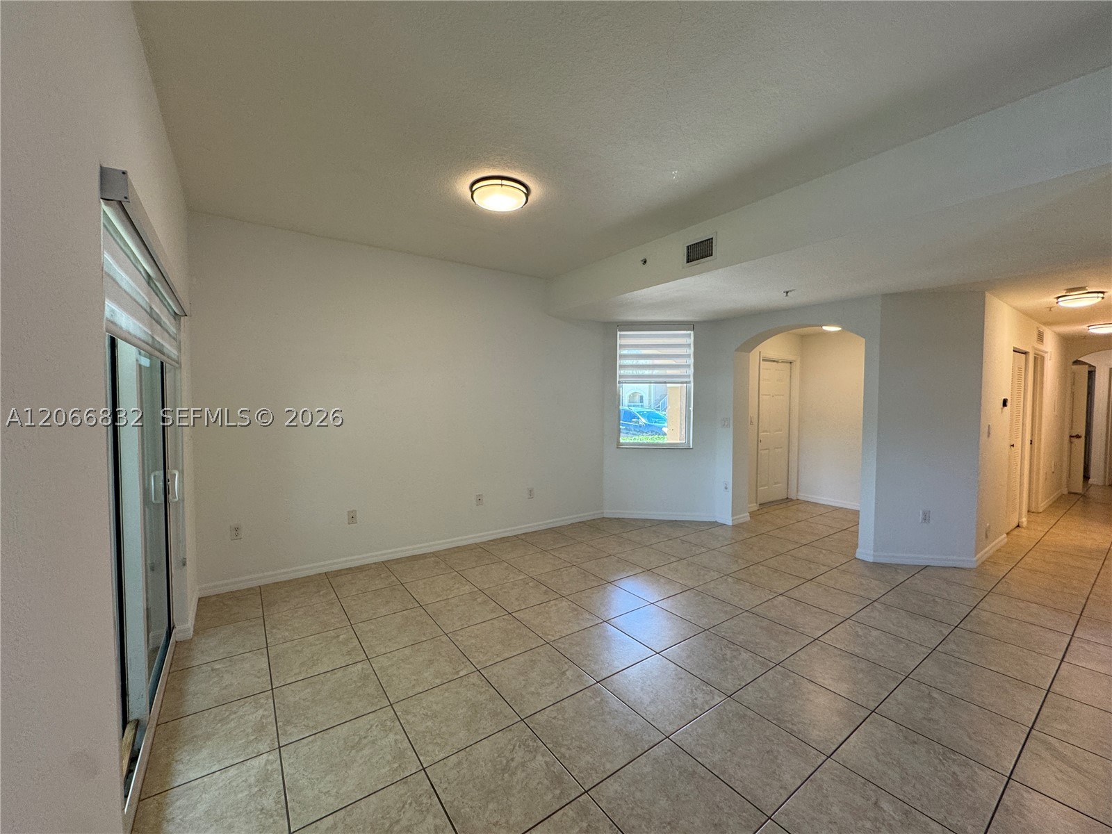 10885 Nw 89th Ter 113 Property Photo 6