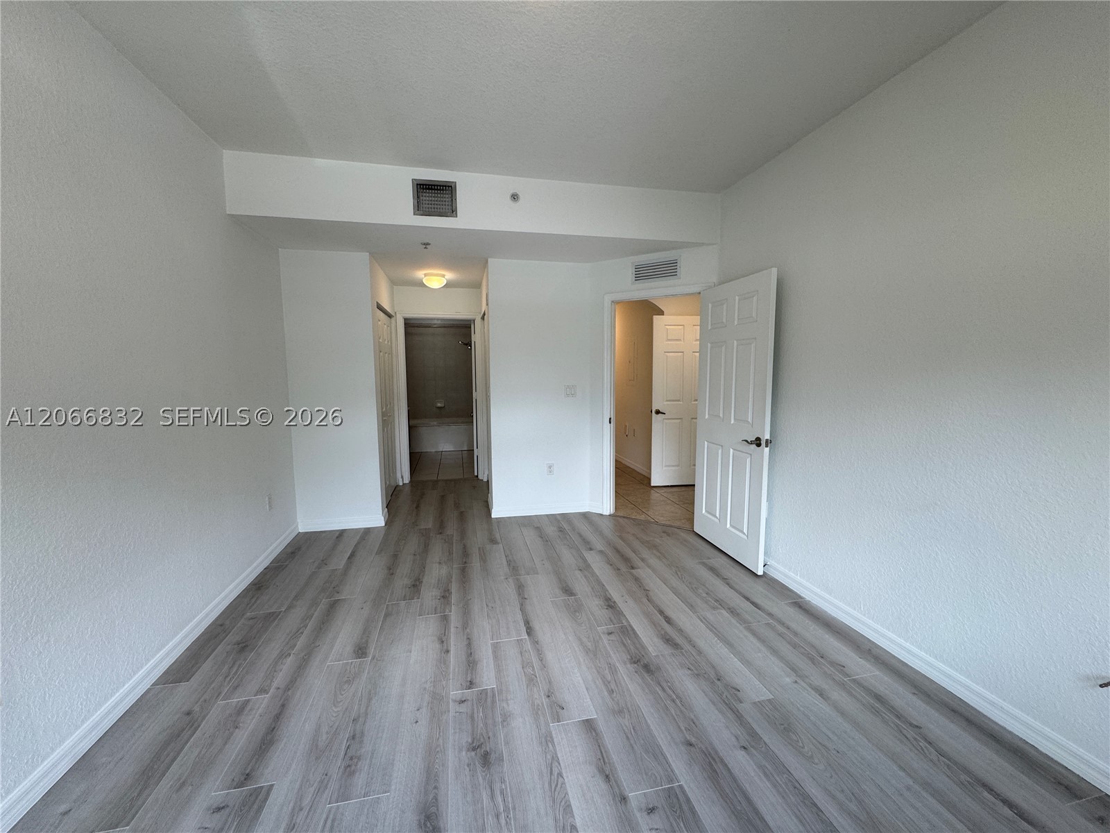 10885 Nw 89th Ter 113 Property Photo 33