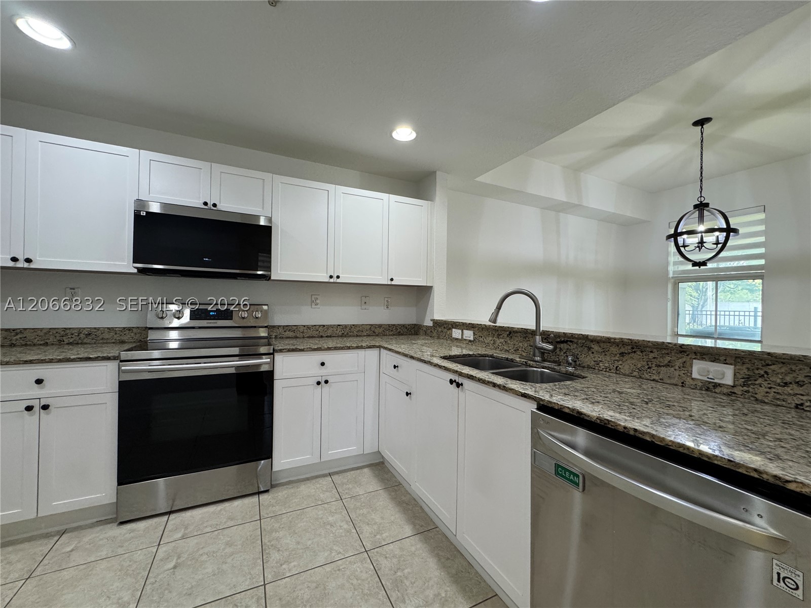 10885 Nw 89th Ter 113 Property Photo 42