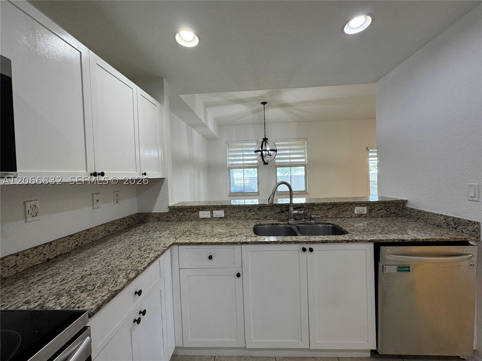 10885 Nw 89th Ter 113 Property Photo 45
