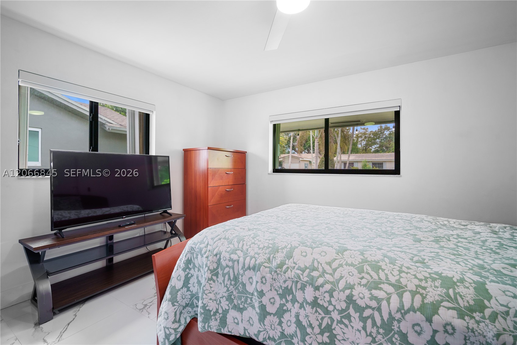 4241 Nw 9th Ct - Property Photo 9