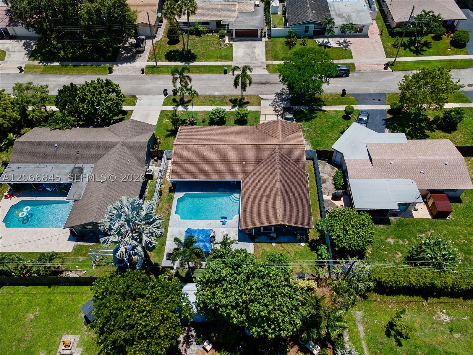 4241 Nw 9th Ct - Property Photo 26