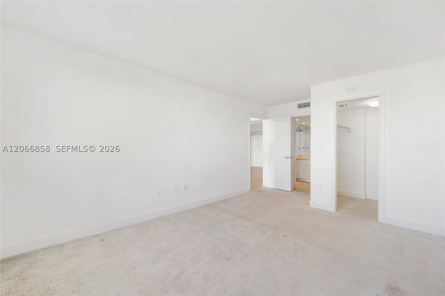 210 Sea View Dr 409 Property Photo 5