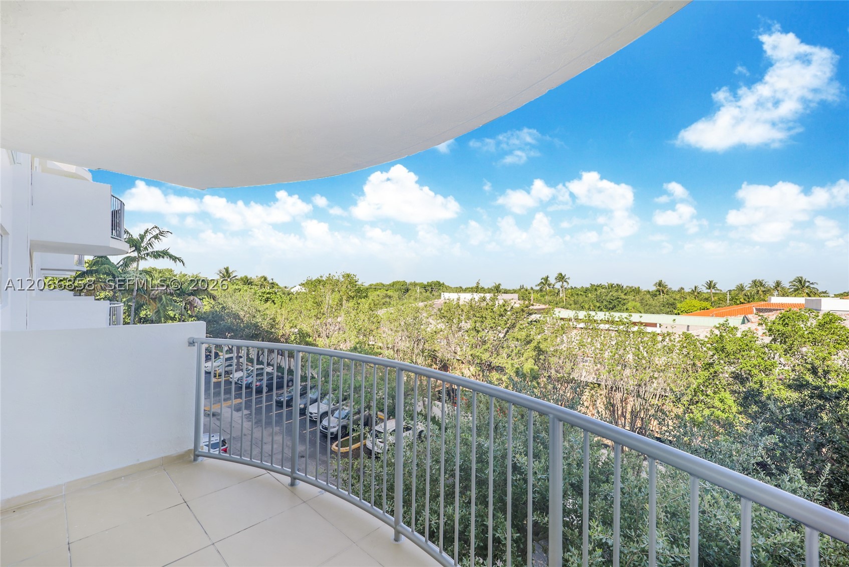 210 Sea View Dr 409 Property Photo 16