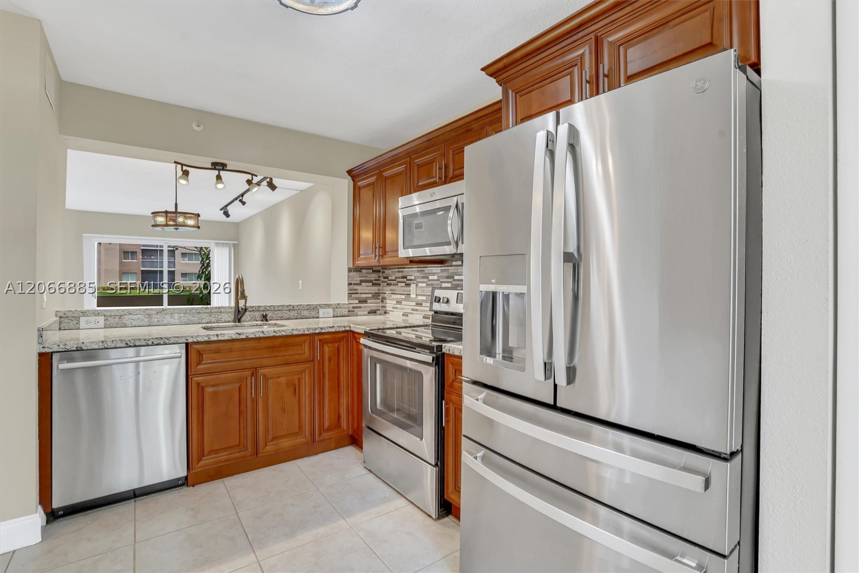 9537 Weldon Cir I109 Property Photo 1