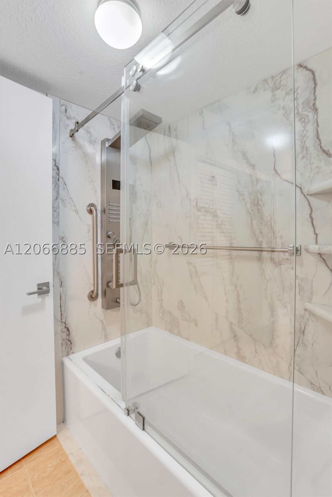 9537 Weldon Cir I109 Property Photo 18