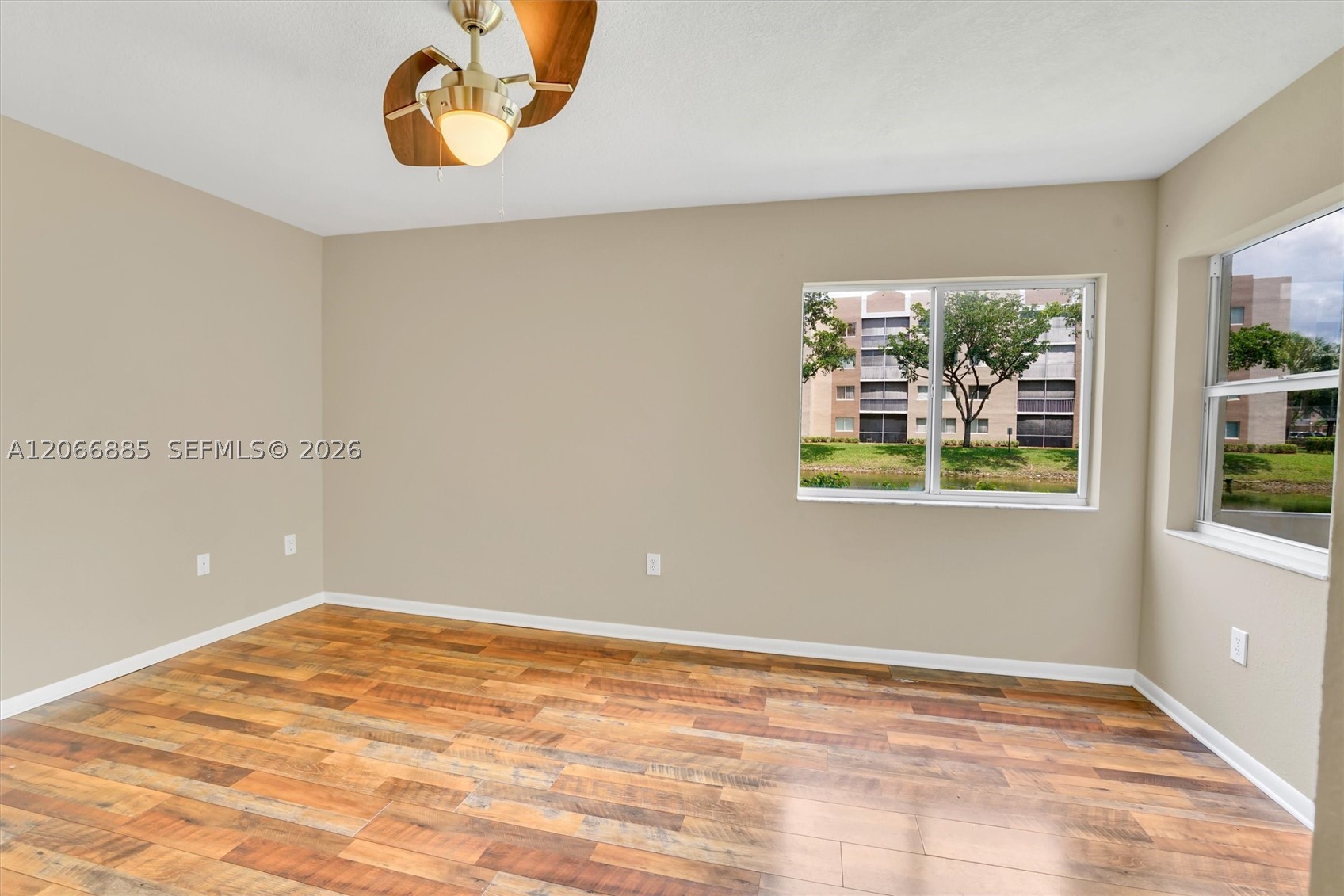 9537 Weldon Cir I109 Property Photo 20