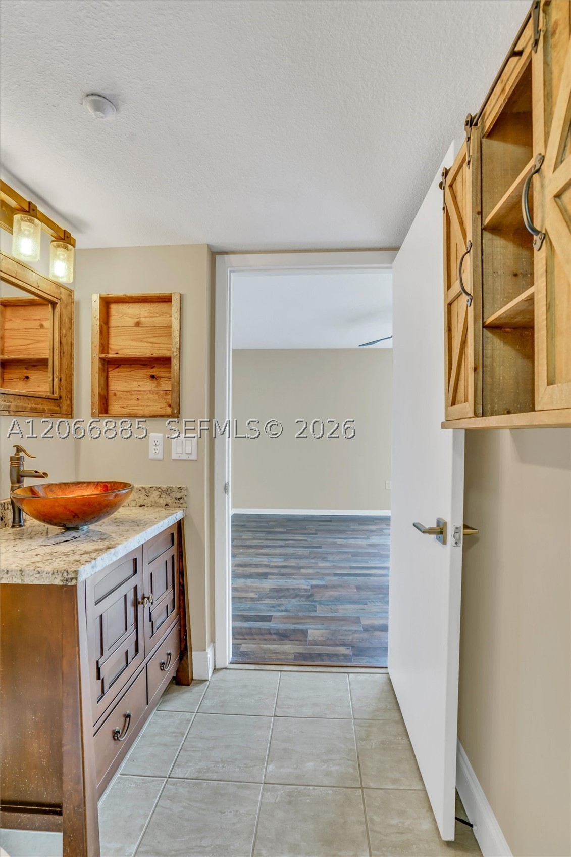 9537 Weldon Cir I109 Property Photo 35