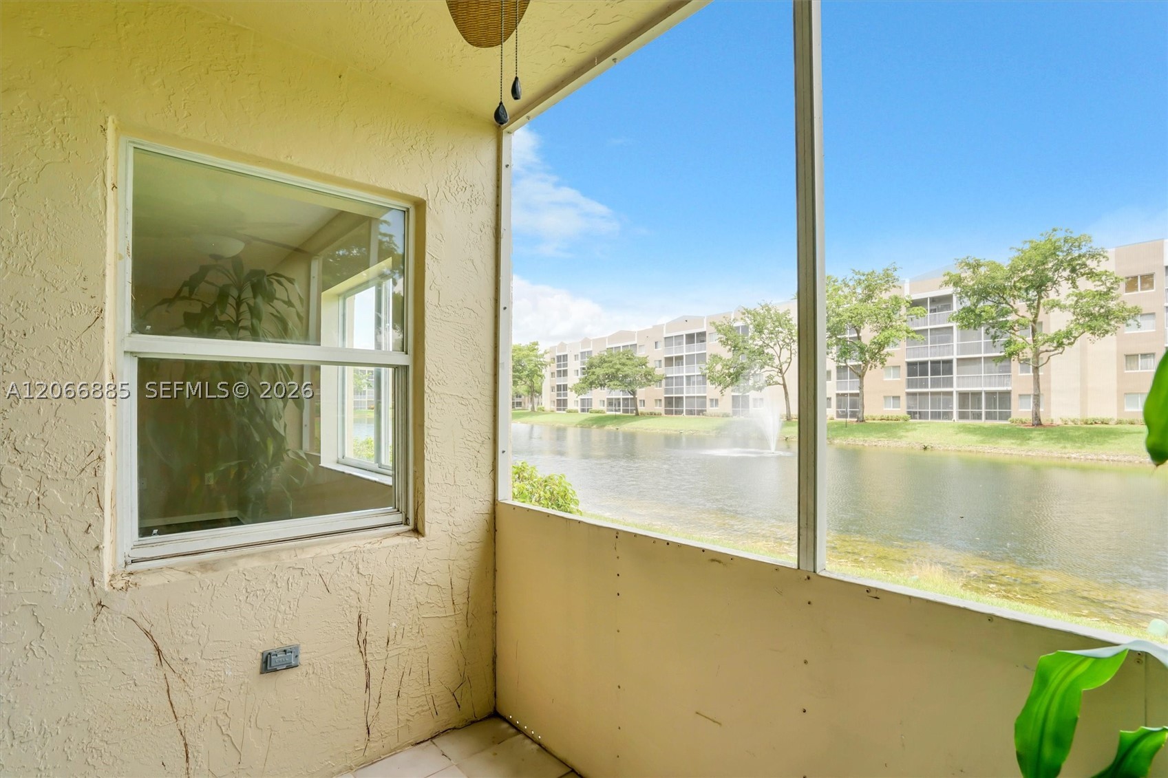 9537 Weldon Cir I109 Property Photo 47
