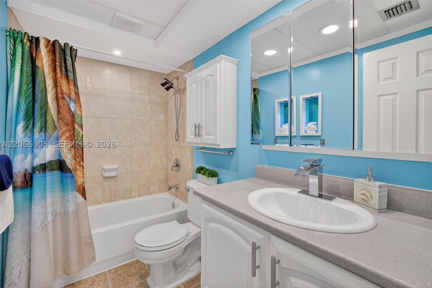 2801 Somerset Dr 205 Property Photo 19