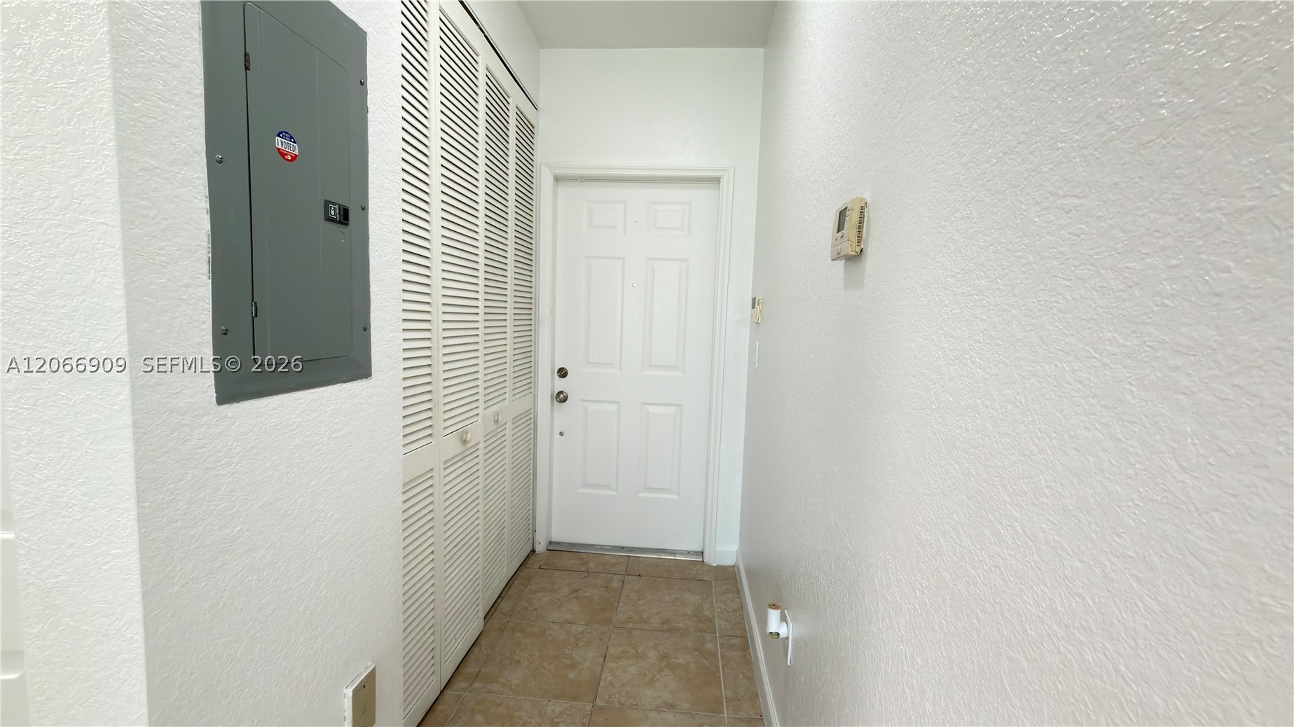 3390 Ne 13th Cir Dr 206-19 Property Photo 13