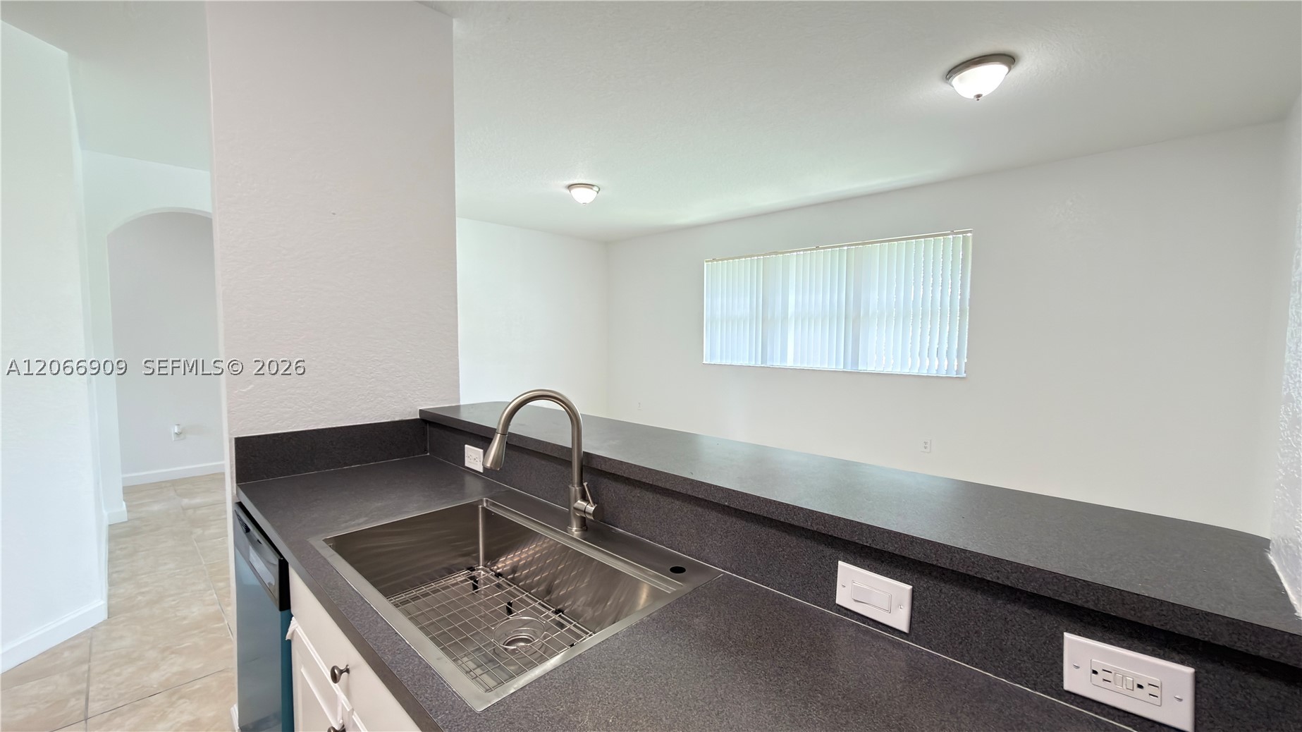 3390 Ne 13th Cir Dr 206-19 Property Photo 18