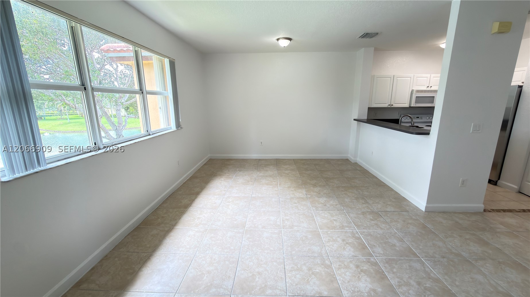 3390 Ne 13th Cir Dr 206-19 Property Photo 23