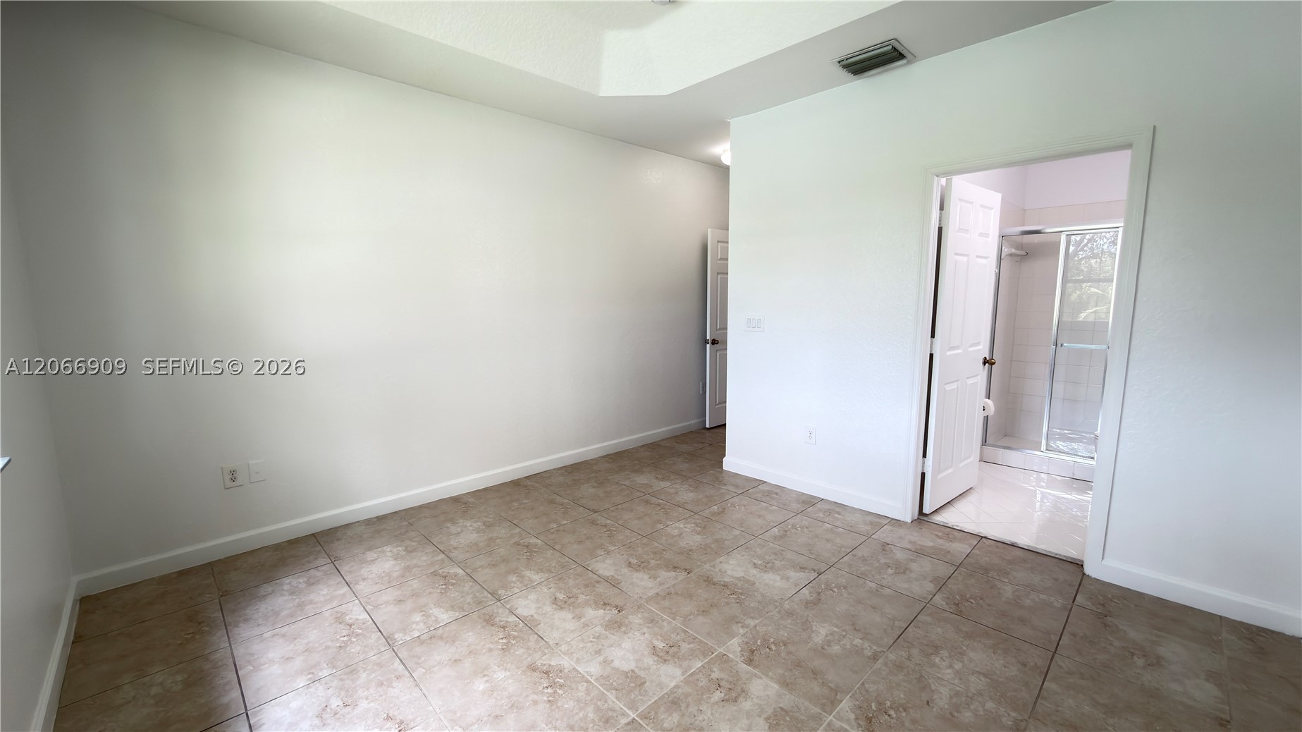 3390 Ne 13th Cir Dr 206-19 Property Photo 46