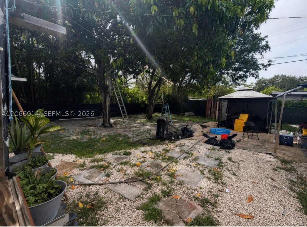 1650 Nw 123rd St Property Photo 12