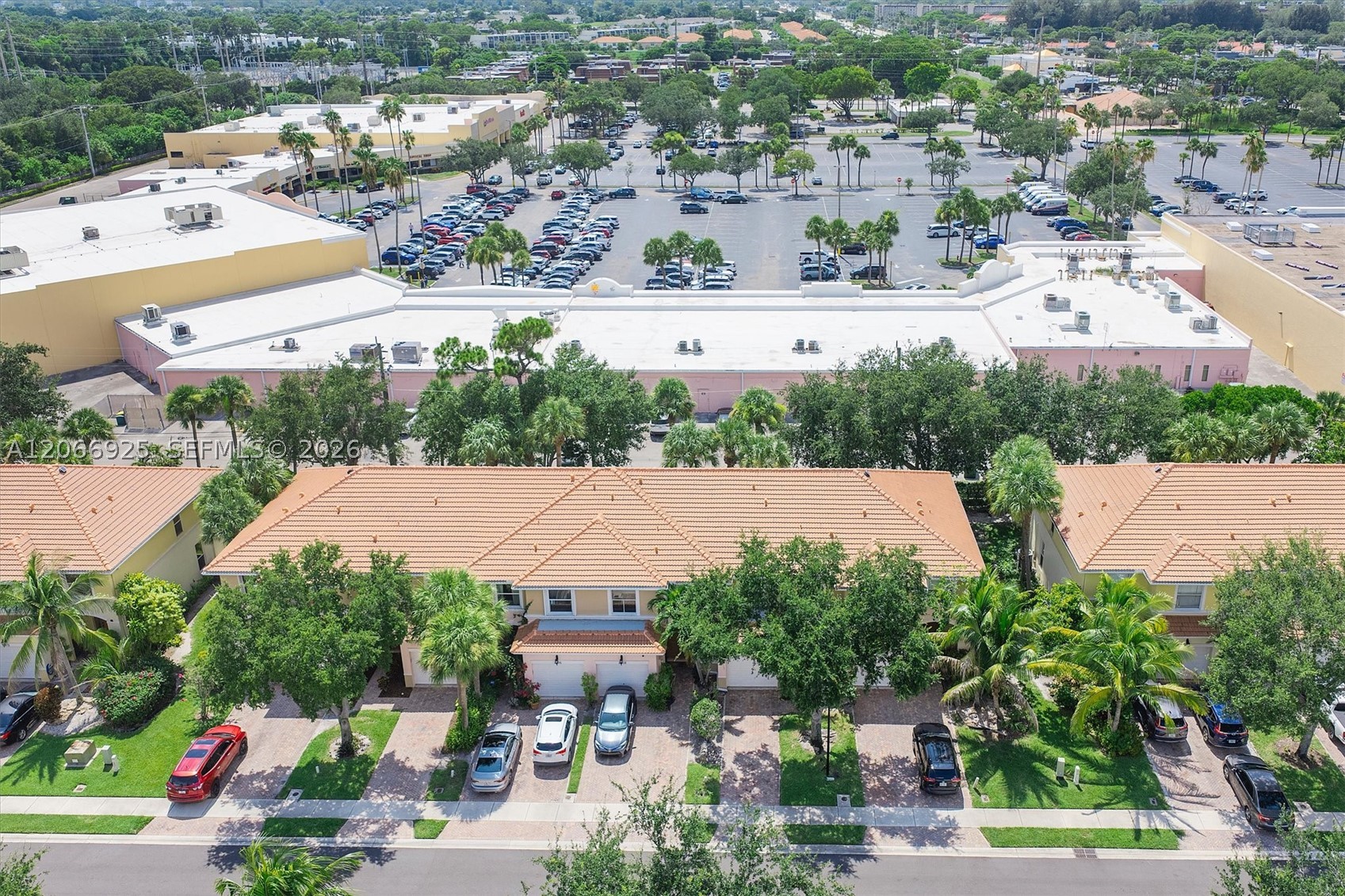 2410 Seminole Palms Dr Property Photo 31