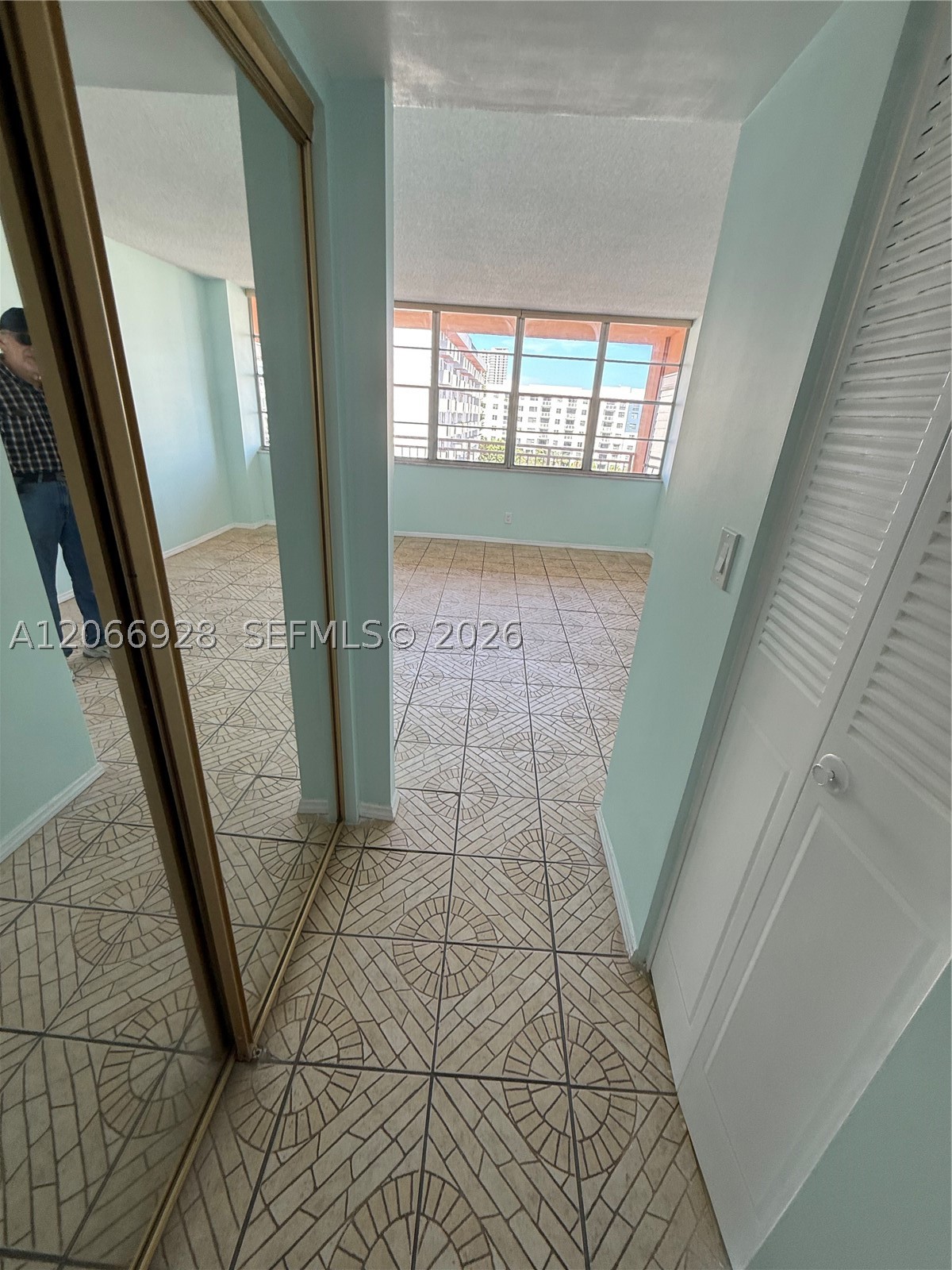 2025 Ne 164th St 707 Property Photo 8