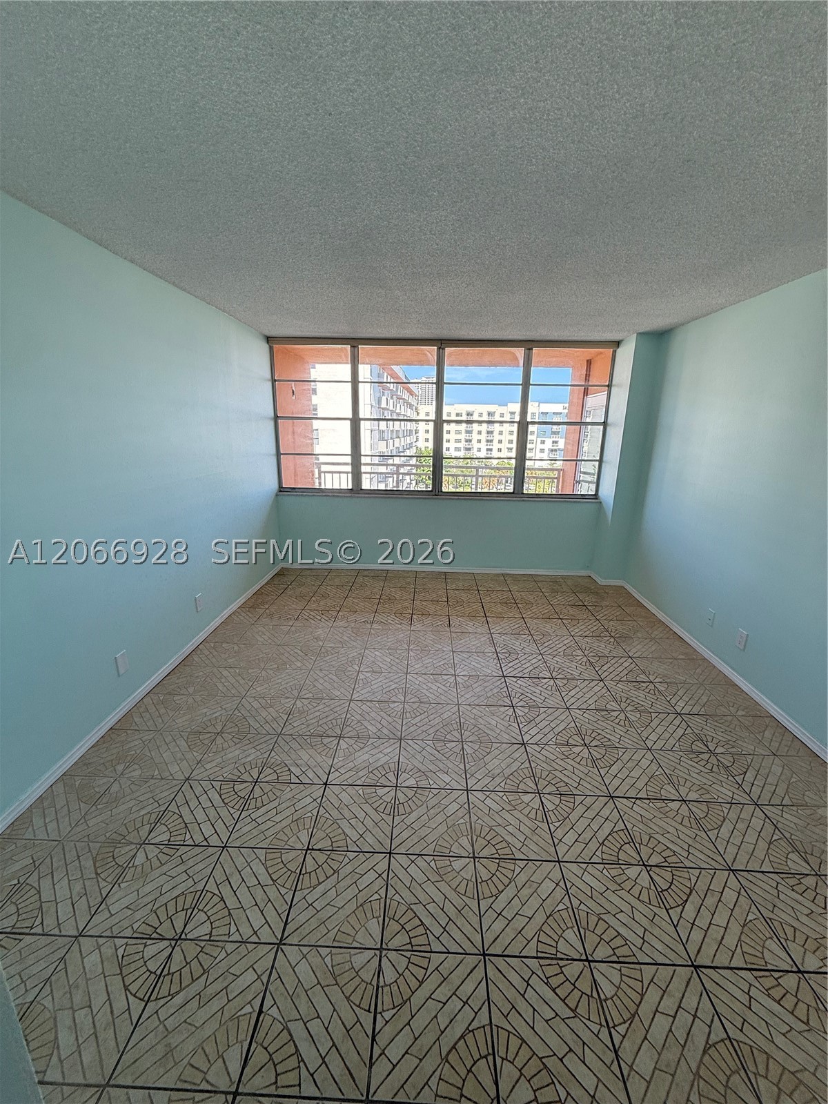 2025 Ne 164th St 707 Property Photo 14